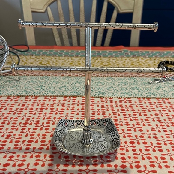 Brighton Bracelet Holder - Picture 1 of 2